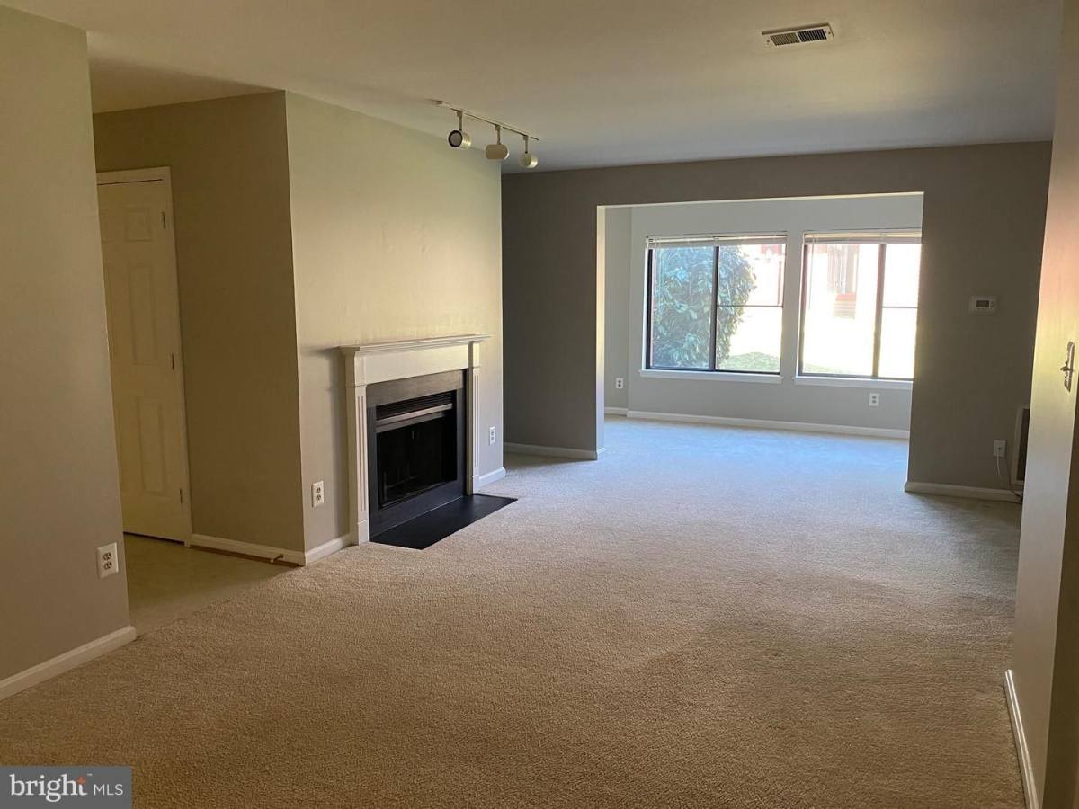 Apartment for rent at 2822 Lee Oaks Place #101, Falls Church, VA 22046