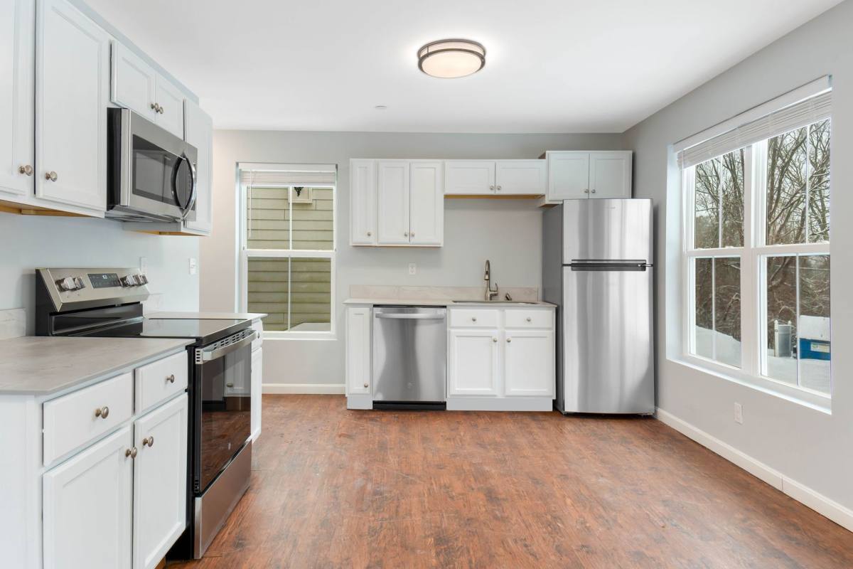 Apartment for rent at 4 US-Route 1 #3D, York, ME 03909