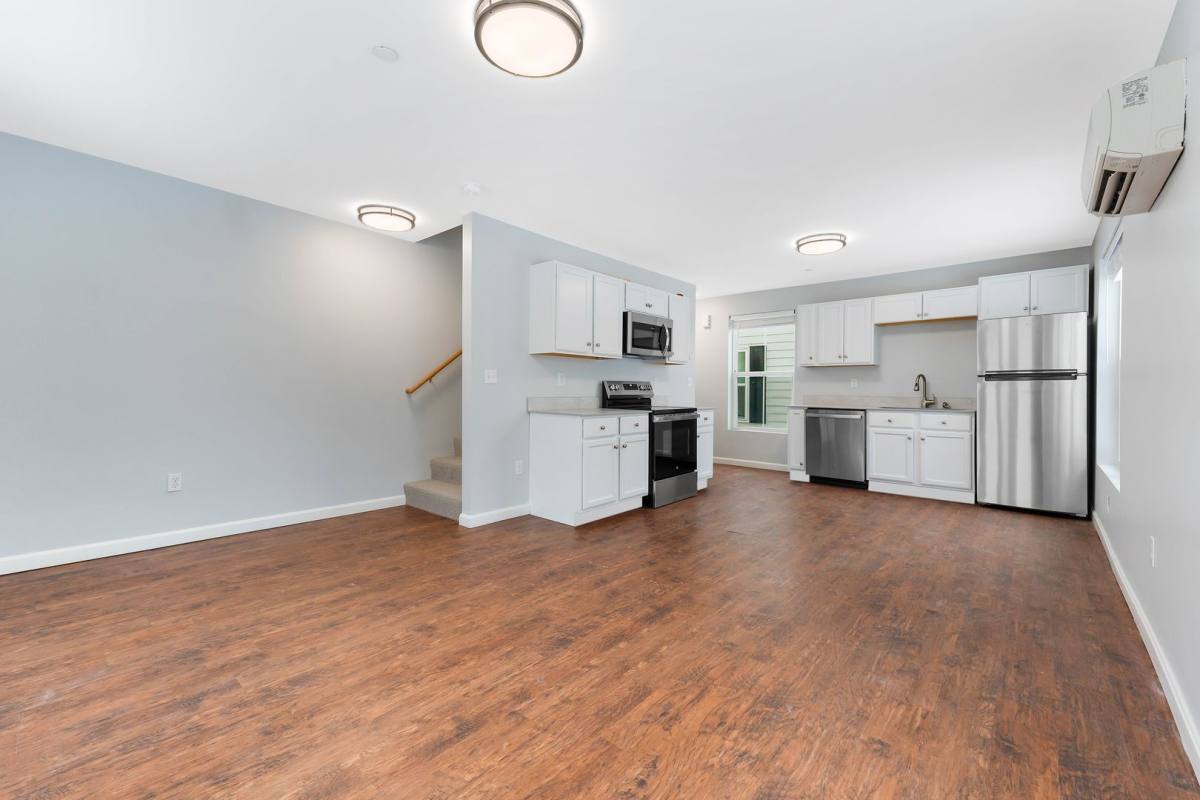 Apartment for rent at 4 US-Route 1 #3D, York, ME 03909
