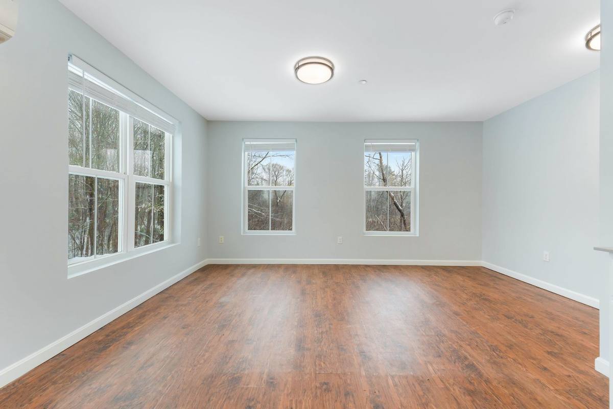 Apartment for rent at 4 US-Route 1 #3D, York, ME 03909