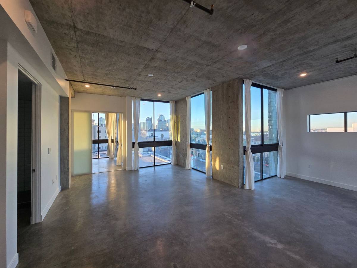 Apartment for rent at 2120 Columbia St, San Diego, CA 92101