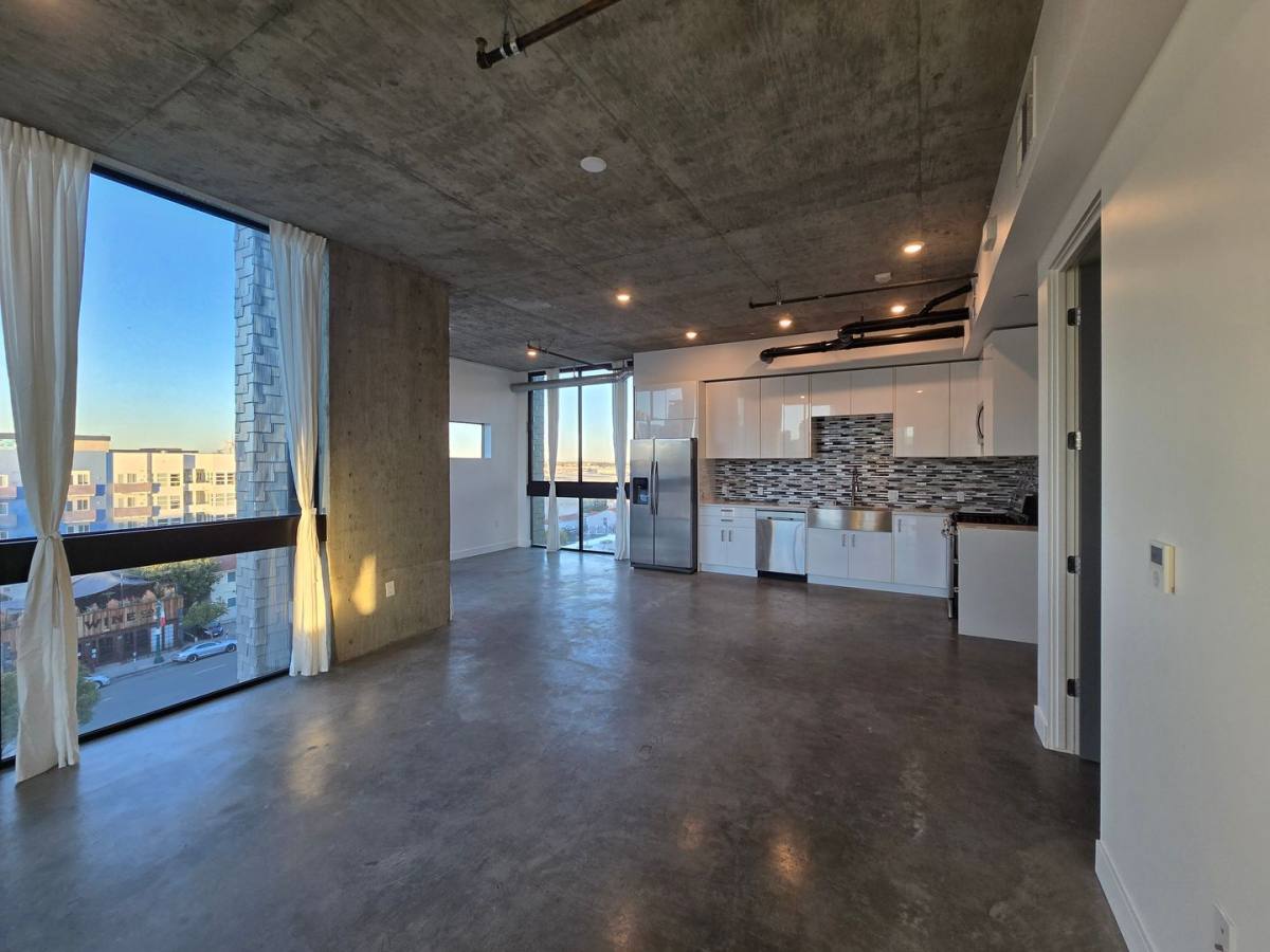 Apartment for rent at 2120 Columbia St, San Diego, CA 92101