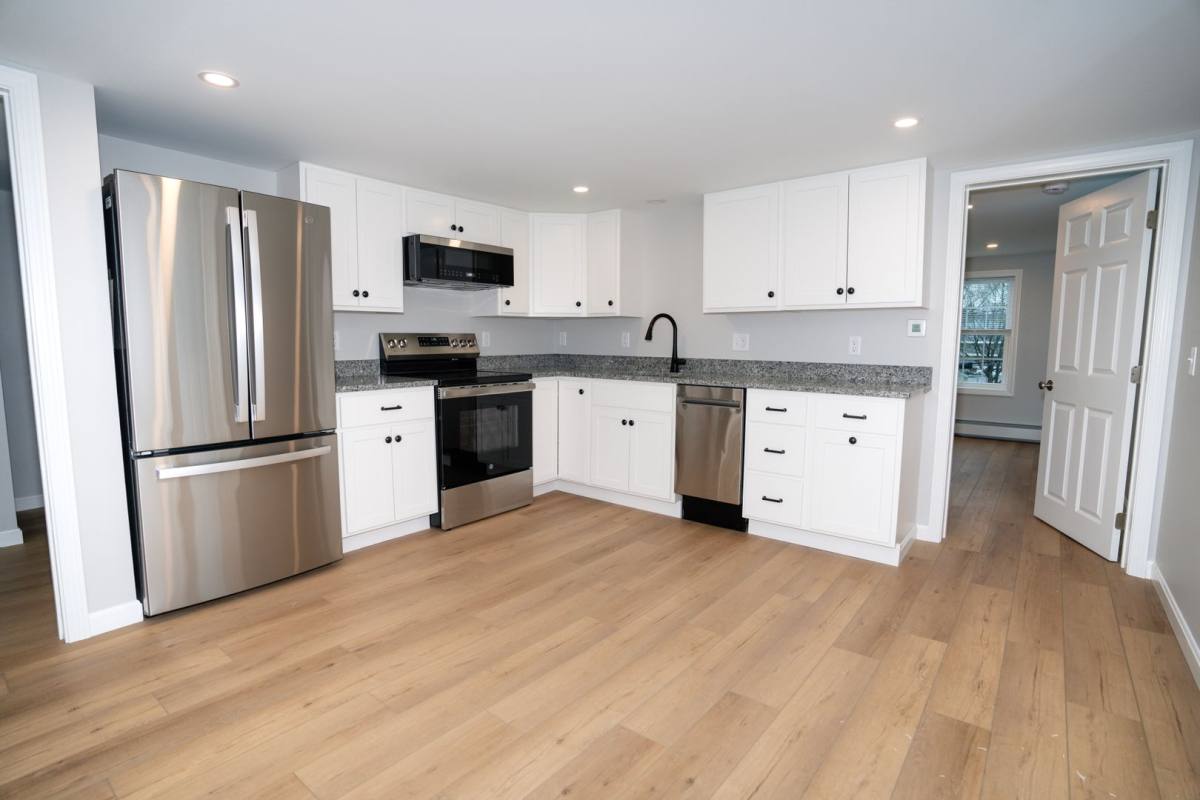 Apartment for rent at 29 Pleasant St #203, Saco, ME 04072
