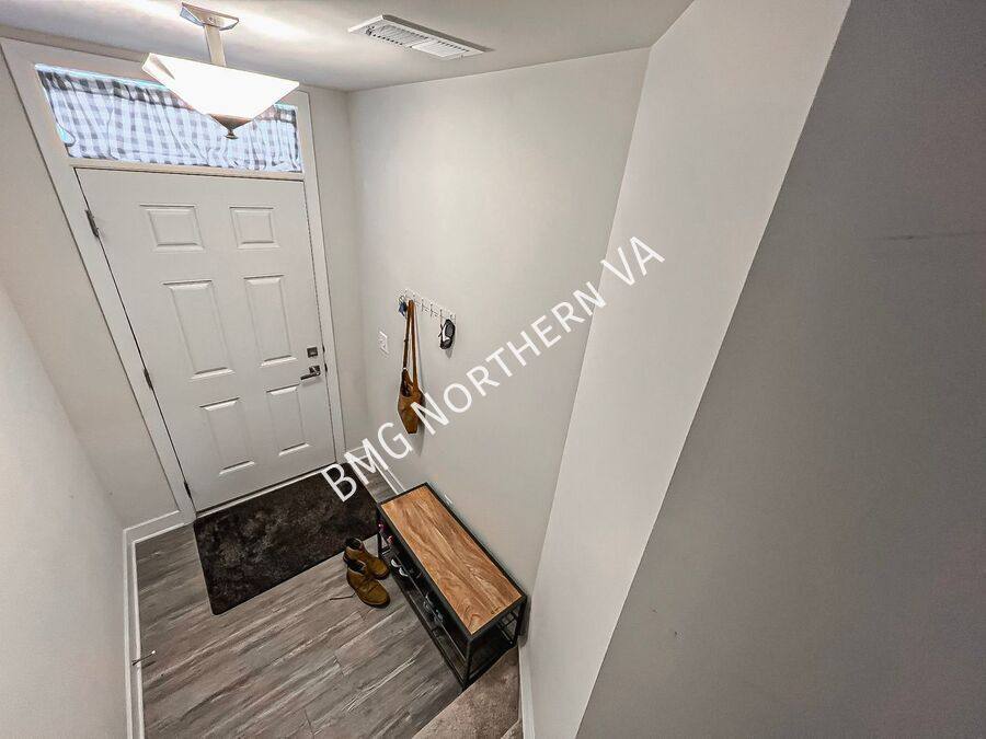 Townhouse for rent at 7731 Blackburn Ridge Dr, Manassas, VA 20109