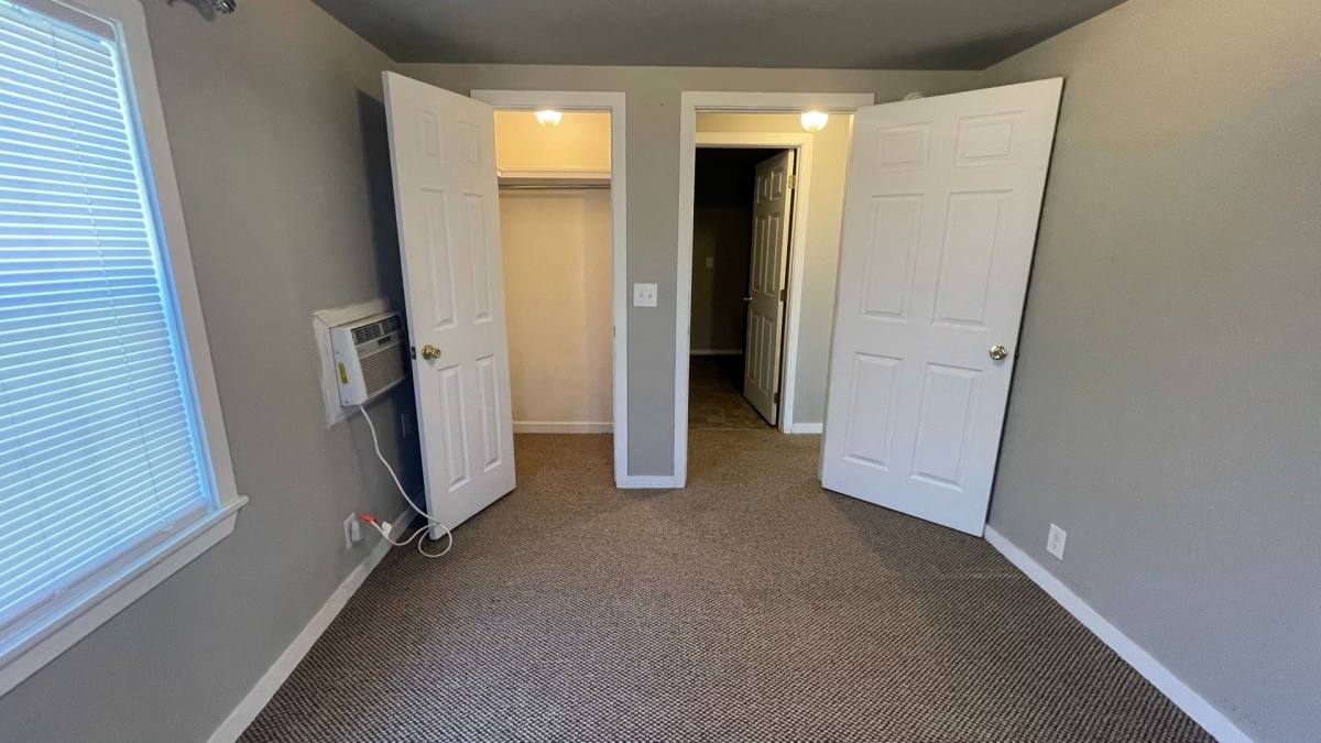 Apartment for rent at 703 Goingsnake St, Tahlequah, OK 74464