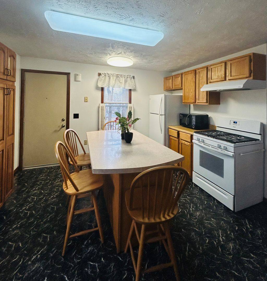 Apartment for rent at 175-177 Myrtle Ave #175, Portsmouth, NH 03801