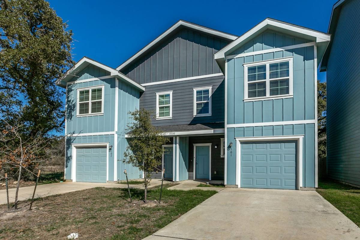 Townhouse for rent at 13330 Rowdy Cove, San Antonio, TX 78249