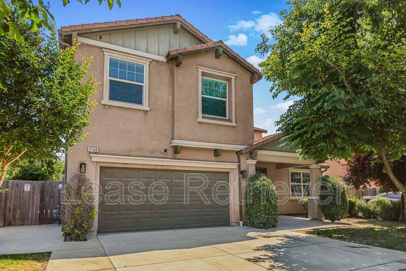 House for rent at 2160 N Stokes Court, Visalia, CA 93291