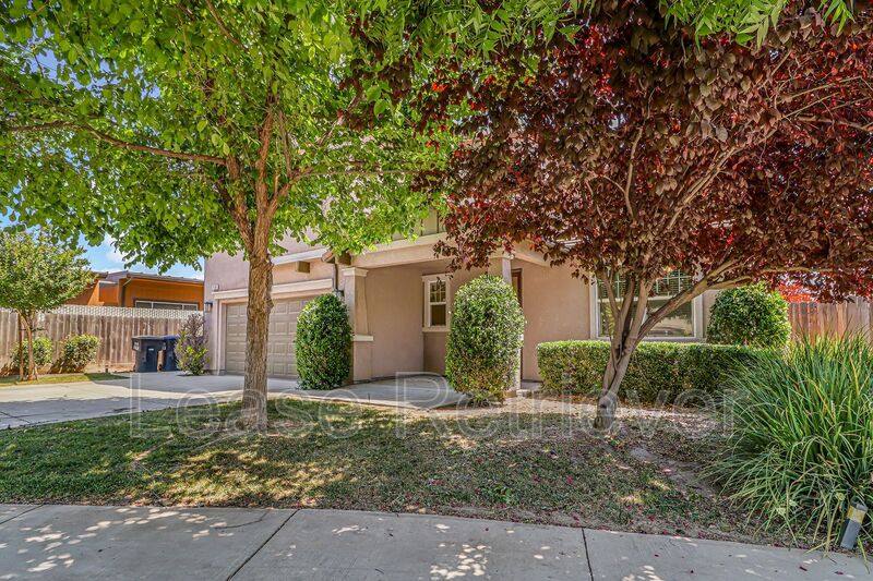 House for rent at 2160 N Stokes Court, Visalia, CA 93291