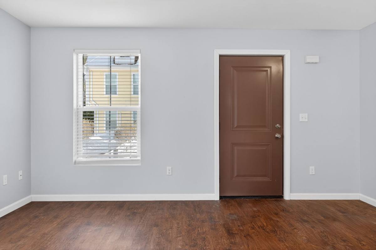 Apartment for rent at 4 US-Route 1 #3A, York, ME 03909