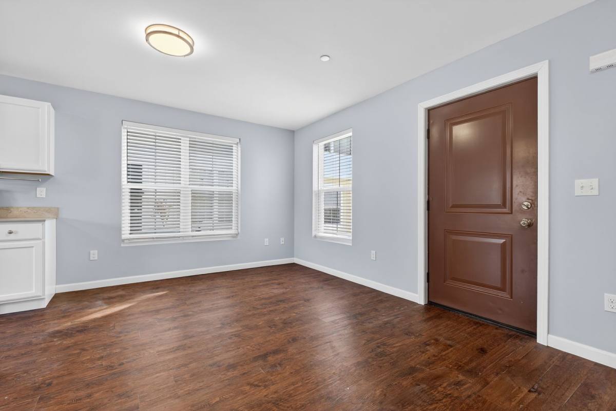 Apartment for rent at 4 US-Route 1 #3A, York, ME 03909
