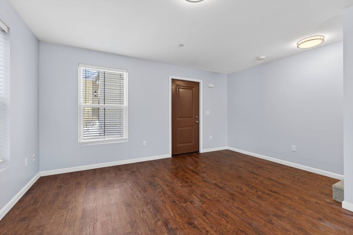 Apartment for rent at 4 US-Route 1 #3A, York, ME 03909