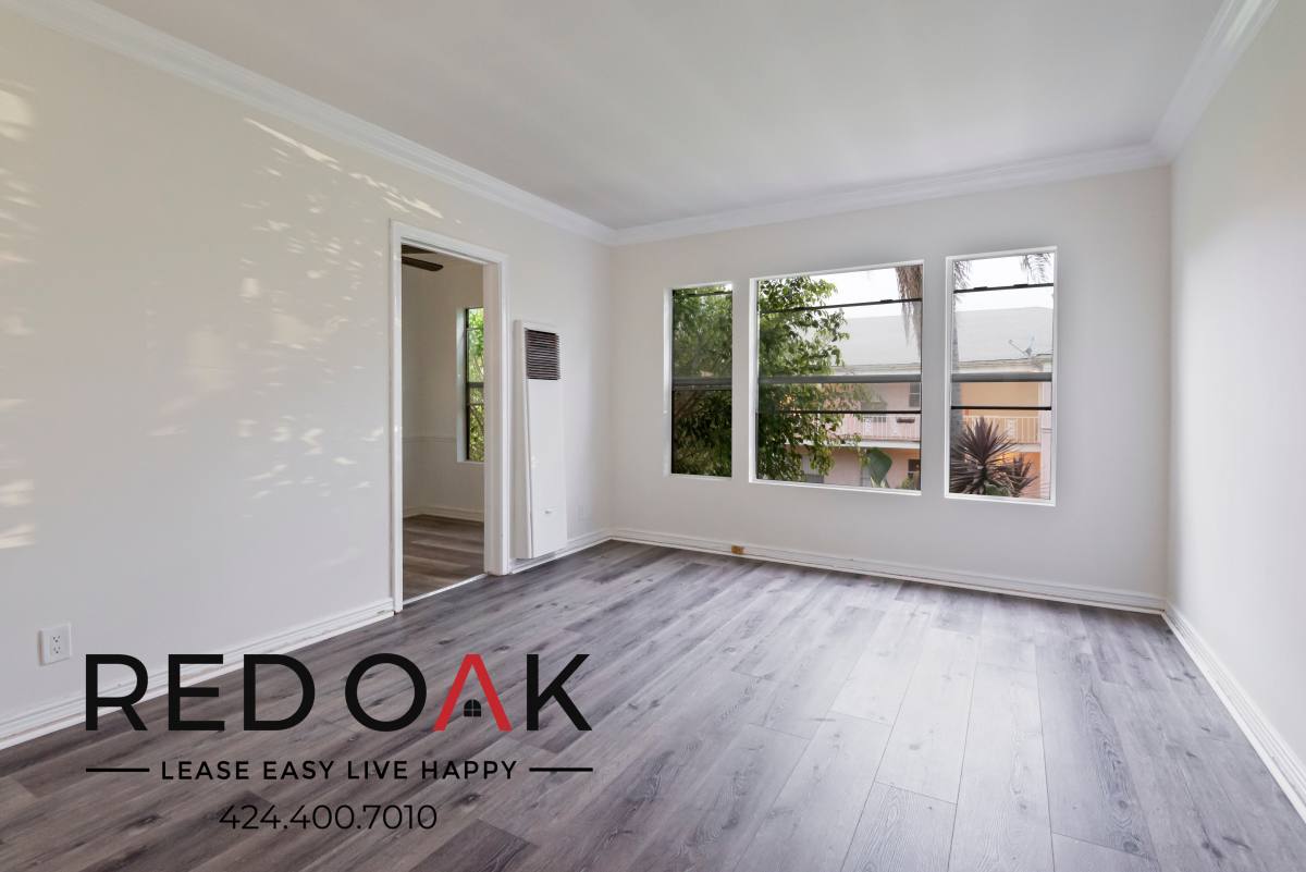 5146 Clinton St #2, Los Angeles, CA 90004 - Condo for Rent