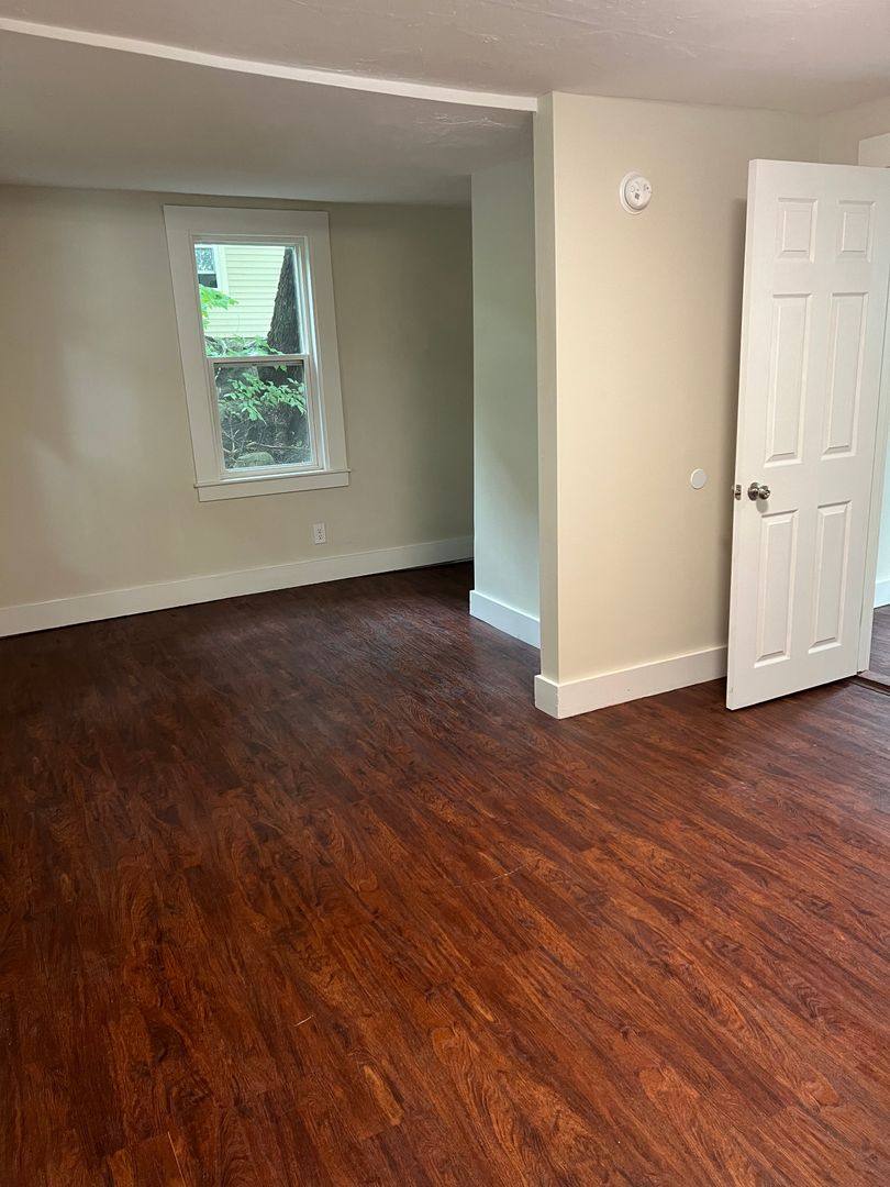 Apartment for rent at 5 Elm St #2, Wolfeboro, NH 03894