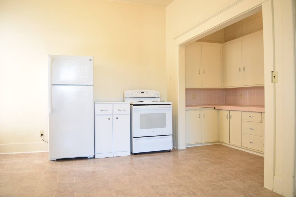 Apartment for rent at 230 SE Lyon St, Albany, OR 97321