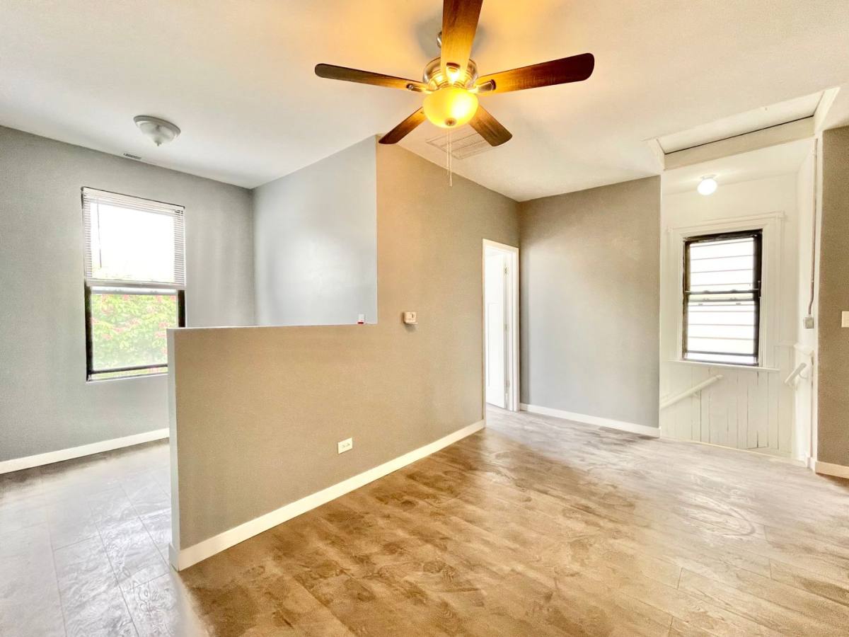 Apartment for rent at 1833 W 21st St, Chicago, IL 60608