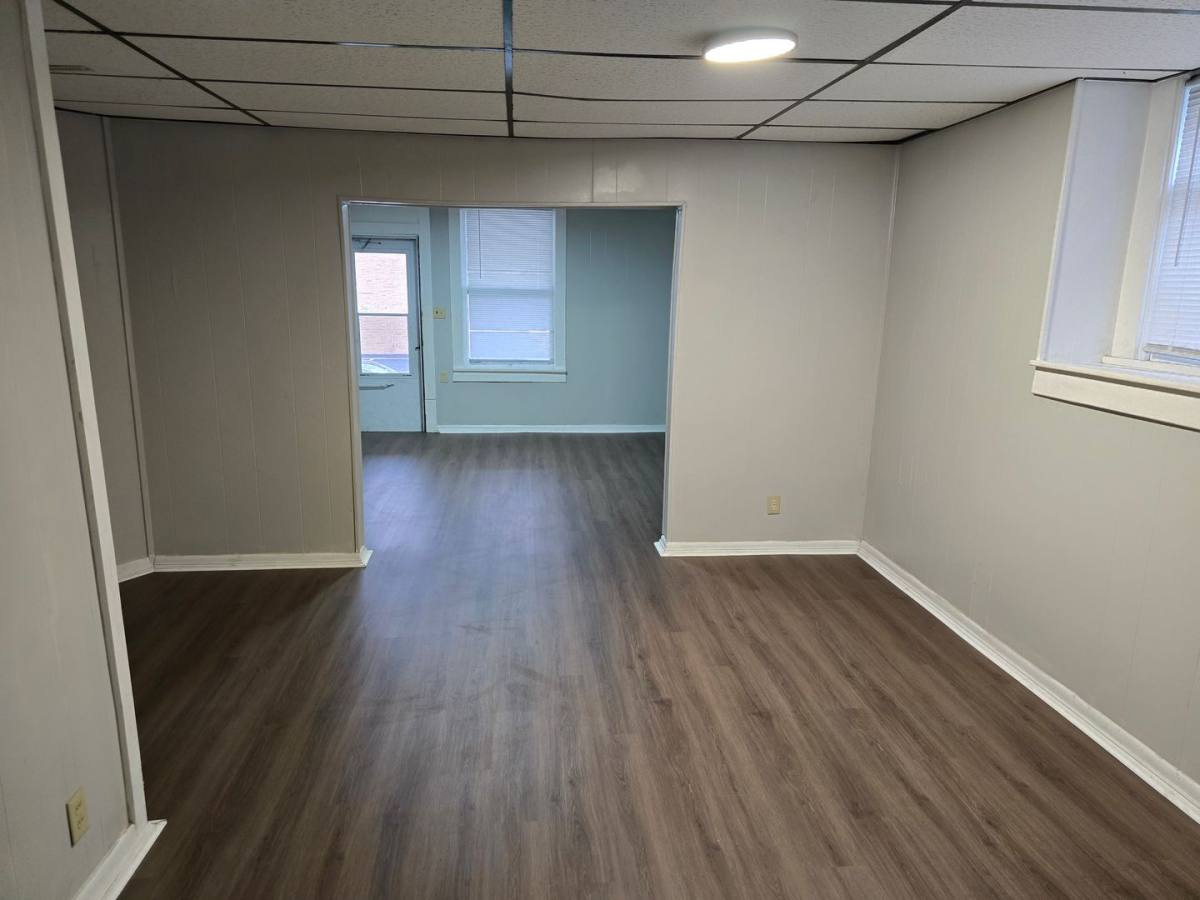 Apartment for rent at 1519 E Washington St, Muncie, IN 47305