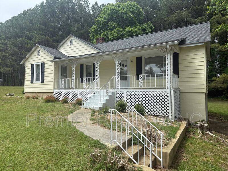 House for rent at 1183 Rainbow Rd, Advance, NC 27006