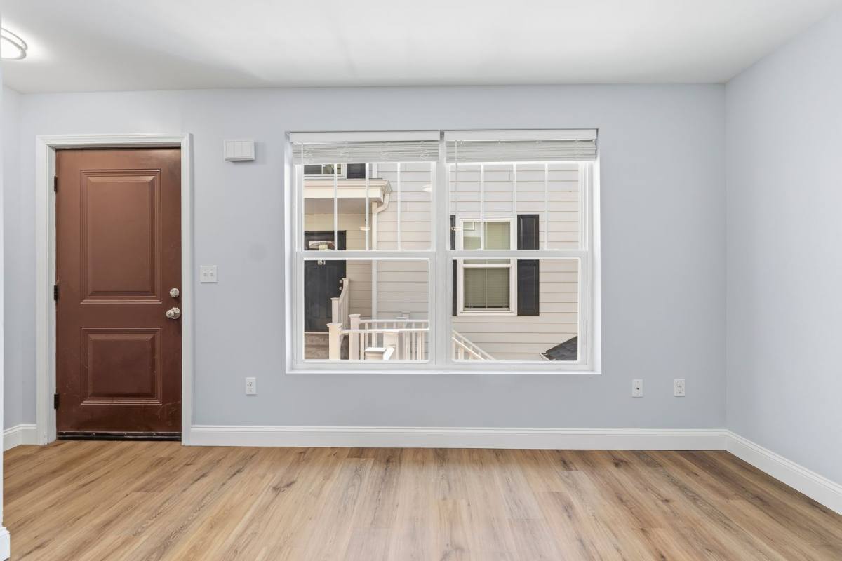 Apartment for rent at 4 US-Route 1 #3C, York, ME 03909