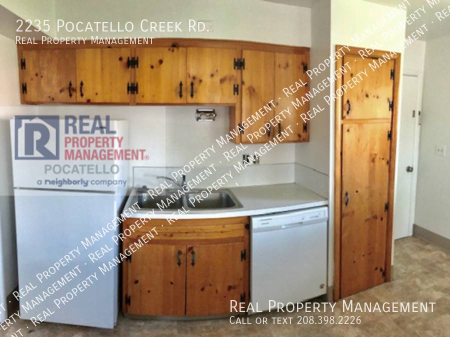 House for rent at 2235 Pocatello Creek Rd, Pocatello, ID 83201