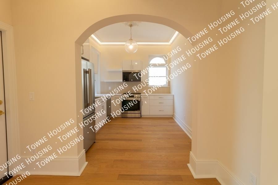 Apartment for rent at 17 N Pearl St #3, Buffalo, NY 14202