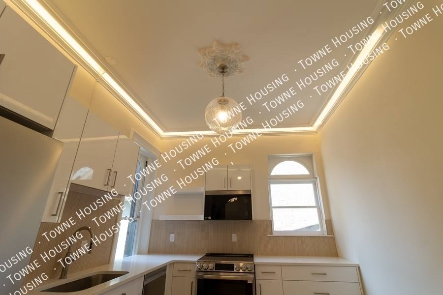 Apartment for rent at 17 N Pearl St #3, Buffalo, NY 14202