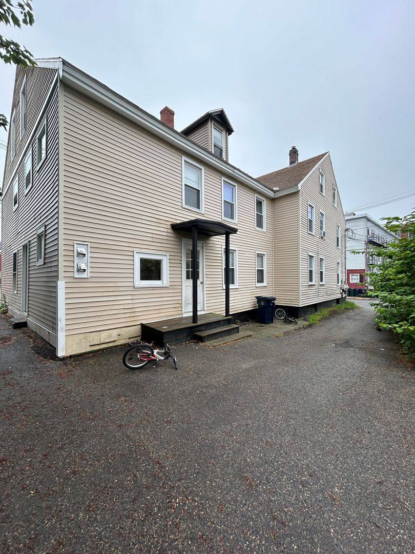 Apartment for rent at 25 Foss St #101, Biddeford, ME 04005