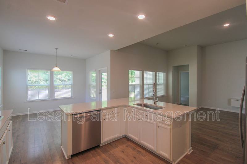 House for rent at 150 Daniels Creek Circle, Goose Creek, SC 29445