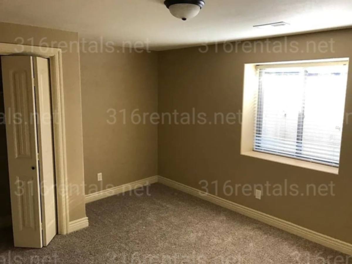 Apartment for rent at 8462 E Granite Court, Wichita, KS 67226