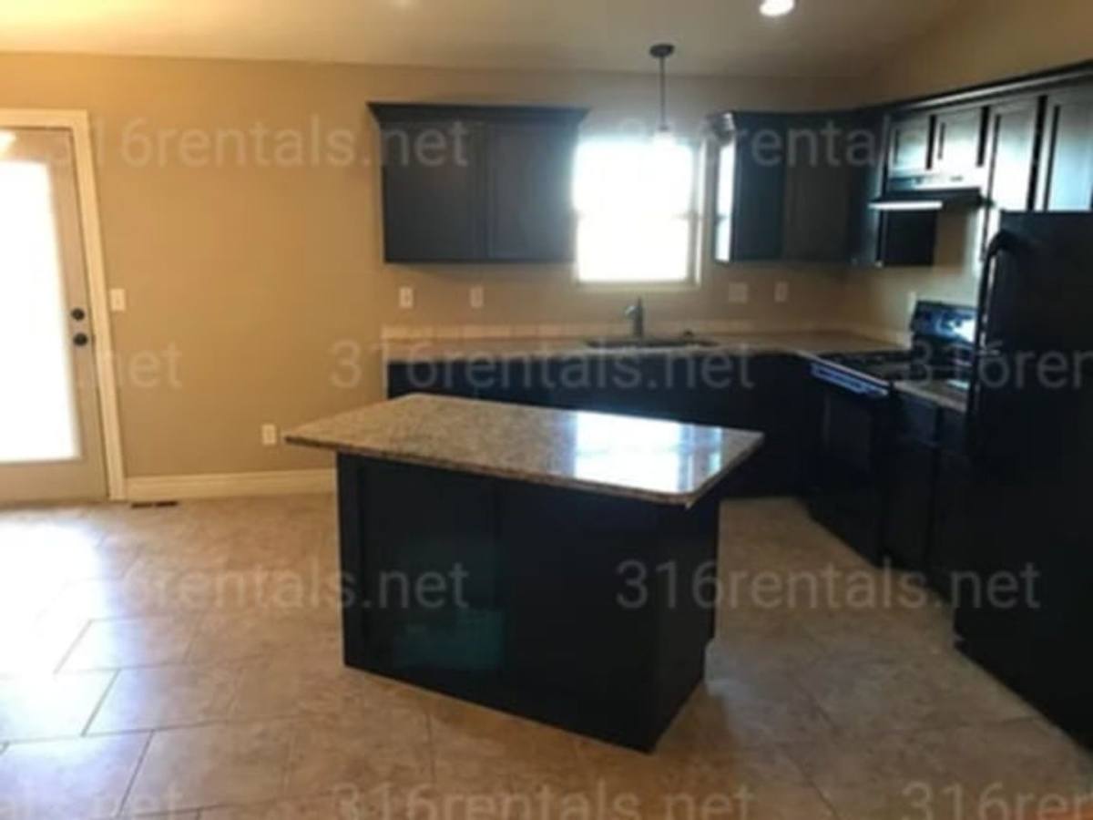 Apartment for rent at 8462 E Granite Court, Wichita, KS 67226