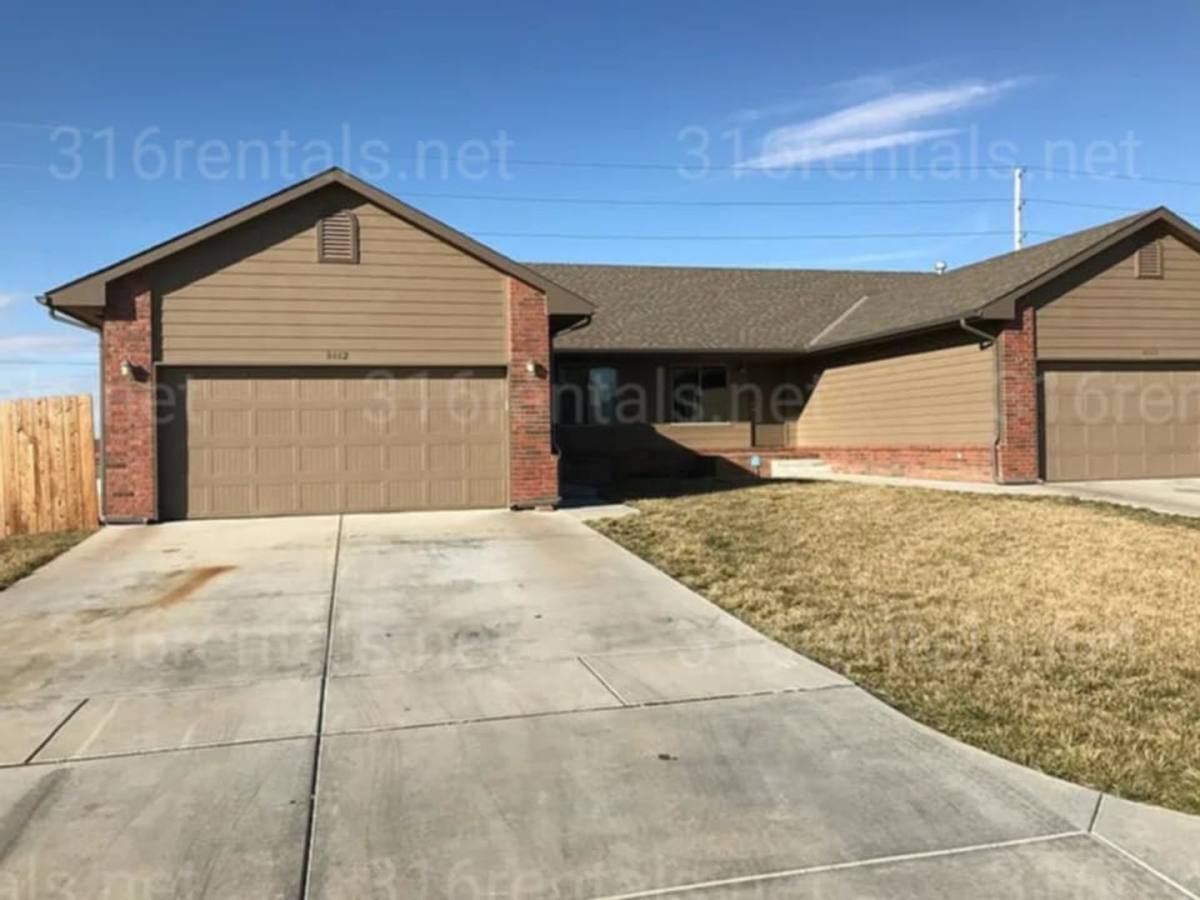 Apartment for rent at 8462 E Granite Court, Wichita, KS 67226