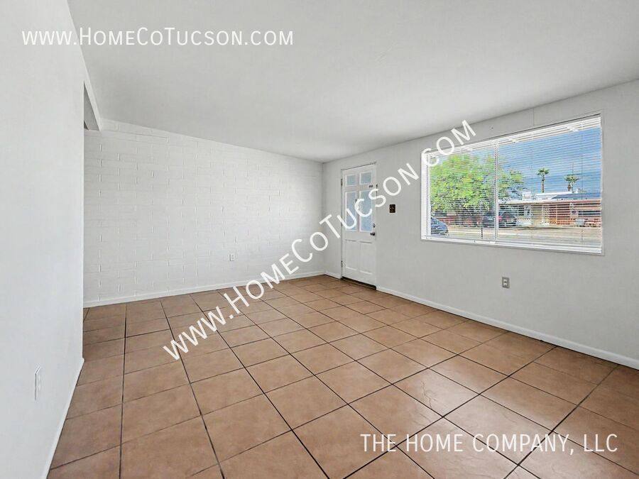 Townhouse for rent at 4938 S Highland Dr, Tucson, AZ 85706
