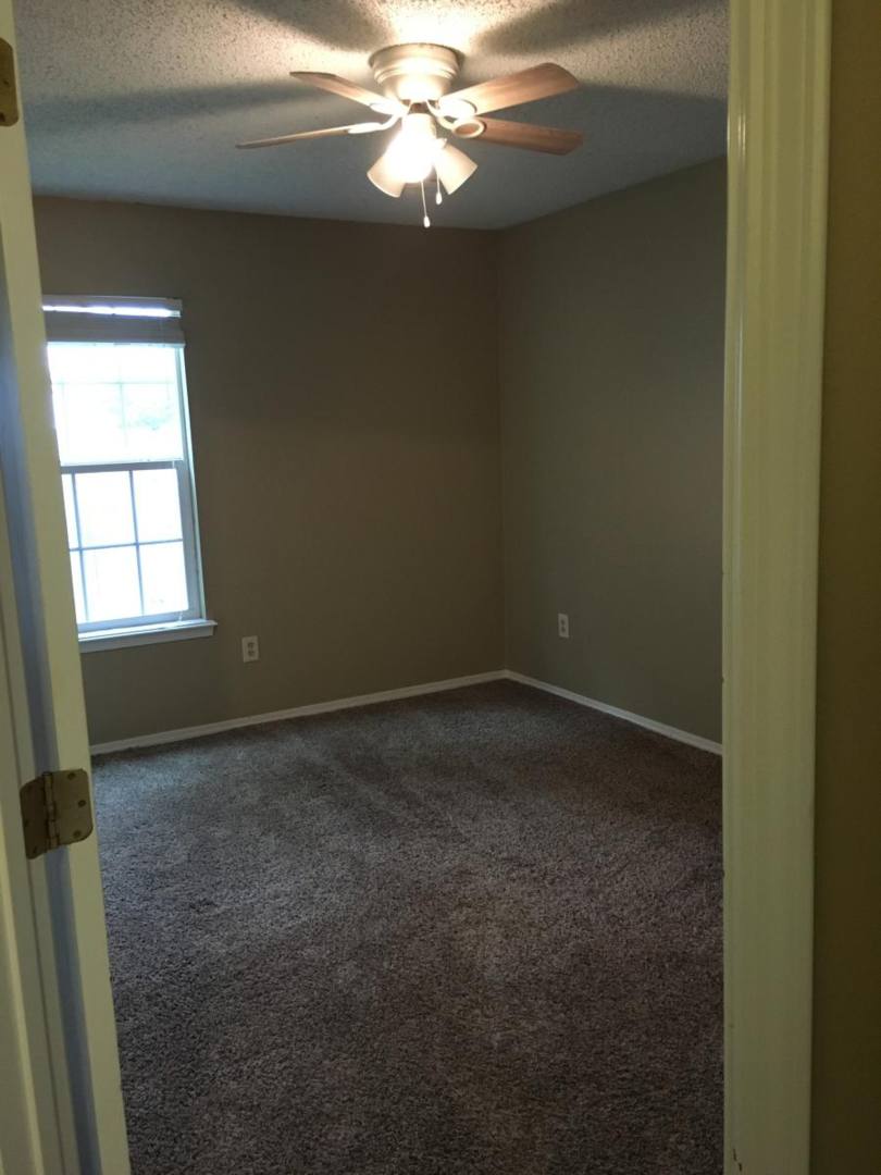 House for rent at 2001 S Cherokee Ave, Claremore, OK 74019