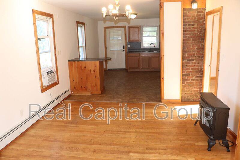 Apartment for rent at 5 Ferris St #2, Mechanicville, NY 12118