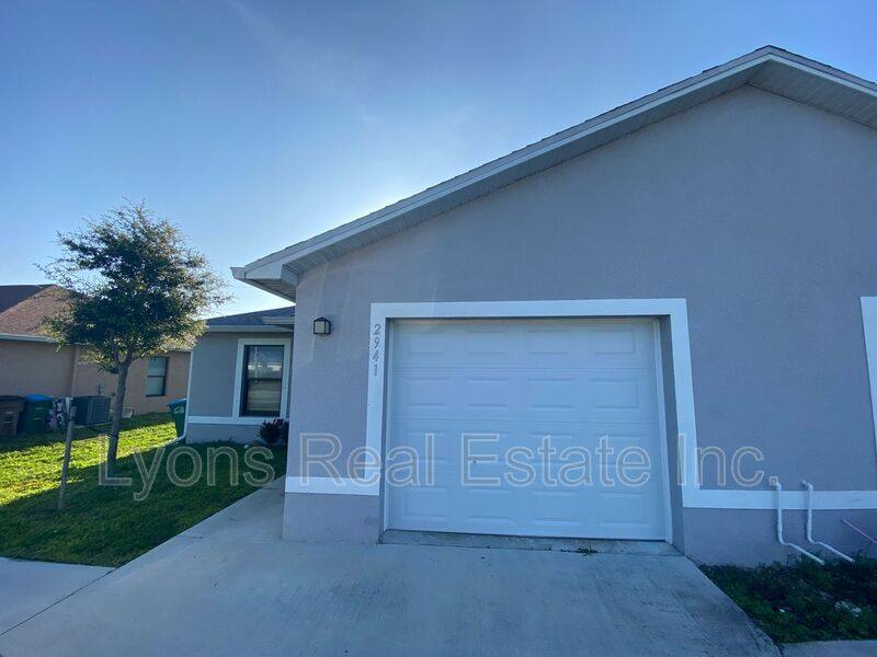 Apartment for rent at 2941 Skyline Blvd, Cape Coral, FL 33914