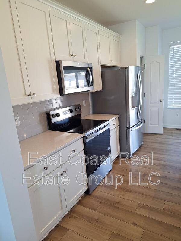 Townhouse for rent at 408 Slick Terrace, Martinsburg, WV 25403