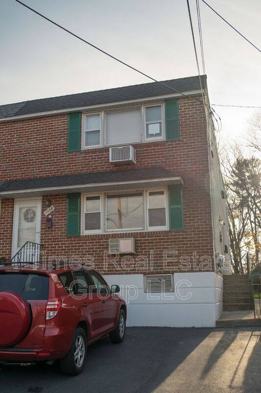 Apartment for rent at 708 Carmen Dr #B, Norristown, PA 19401