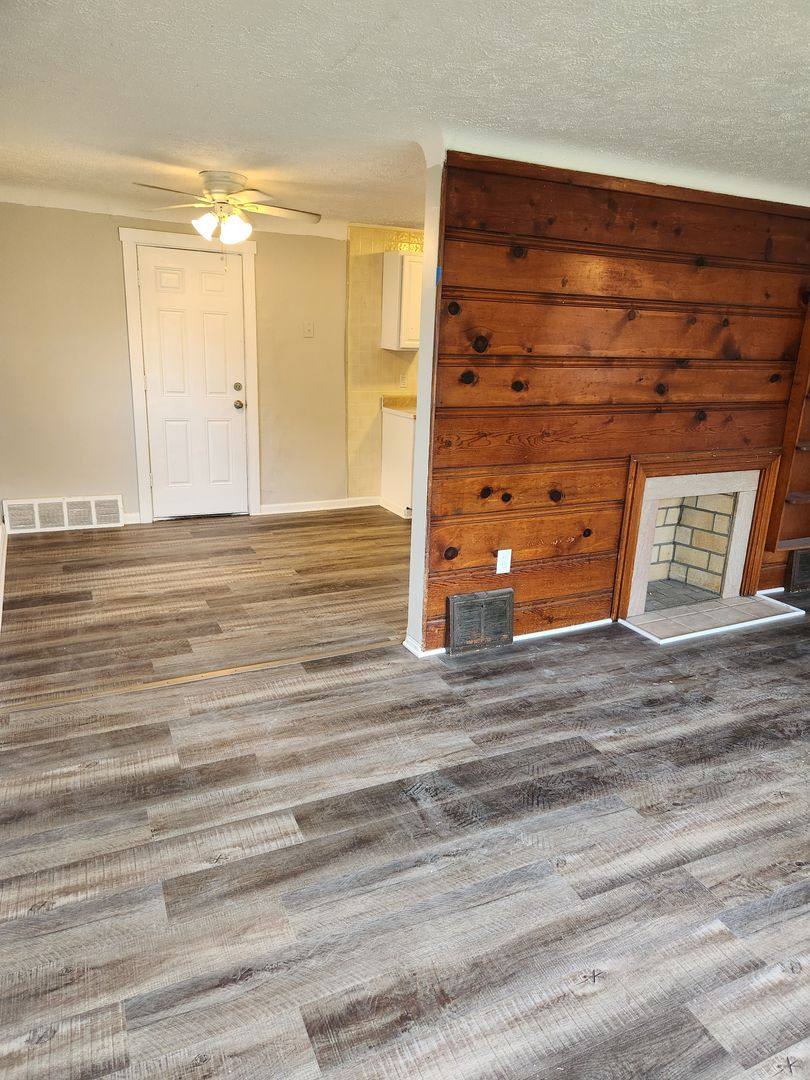 House for rent at 22370 Tracy Ave, Euclid, OH 44123