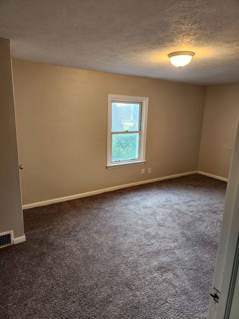 House for rent at 22370 Tracy Ave, Euclid, OH 44123