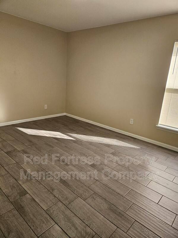 Apartment for rent at 4514 Leonard Blvd S, Lehigh Acres, FL 33973