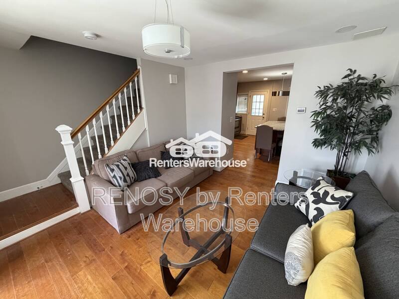 Townhouse for rent at 611 Cheraton Rd, Brooklyn, MD 21225