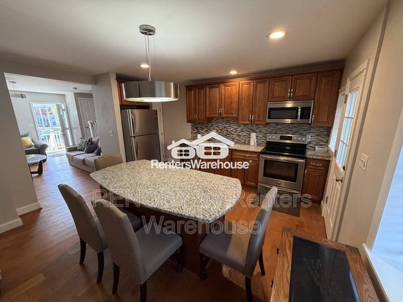Townhouse for rent at 611 Cheraton Rd, Brooklyn, MD 21225