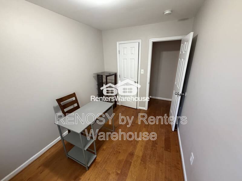 Townhouse for rent at 611 Cheraton Rd, Brooklyn, MD 21225