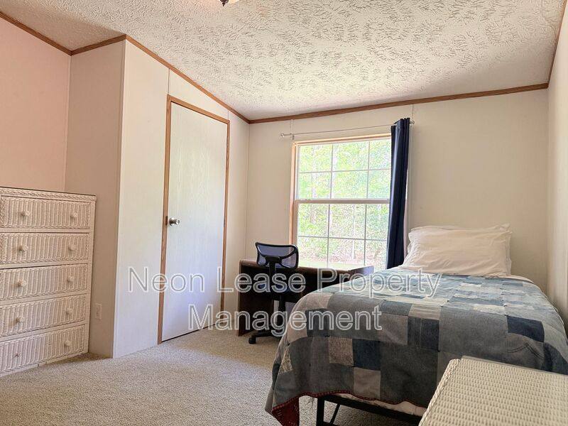 House for rent at 5000 Flyaway Lane, Greenwood, DE 19950