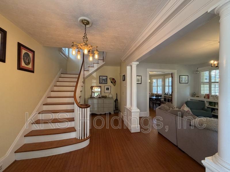 House for rent at 622 S Armistead Ave, Hampton, VA 23669