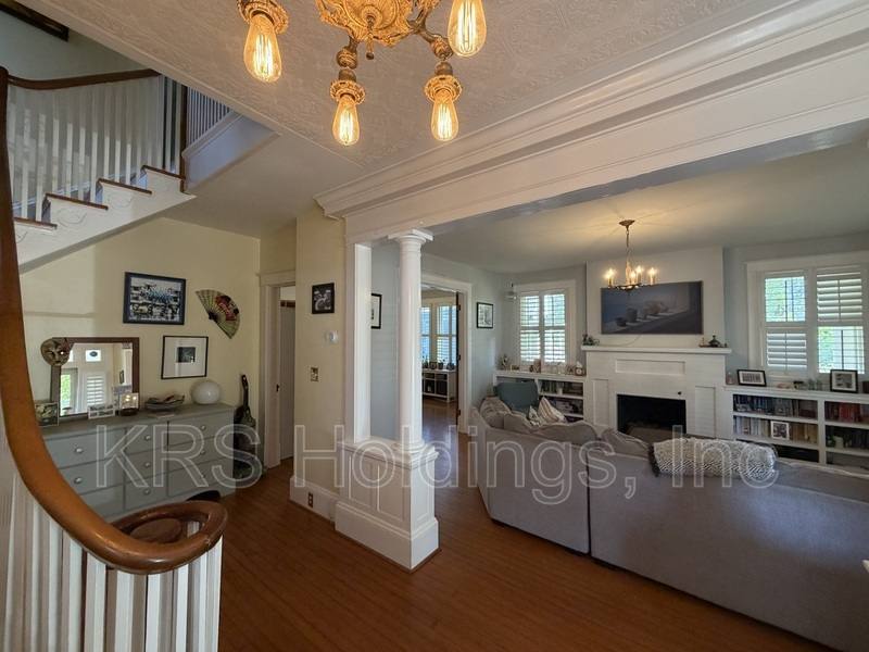 House for rent at 622 S Armistead Ave, Hampton, VA 23669