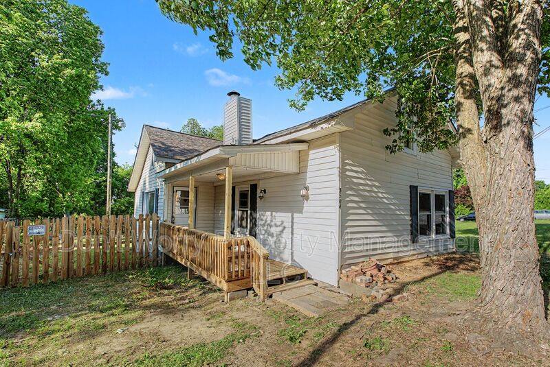 House for rent at 3504 Brevard Rd, Greensboro, NC 27407
