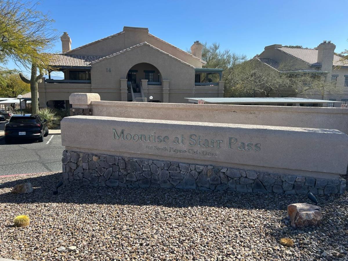 Apartment for rent at 101 S Players Club Dr, Tucson, AZ 85745