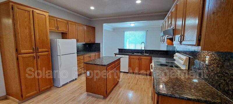 House for rent at 320 Stamper Circle, Suisun City, CA 94585