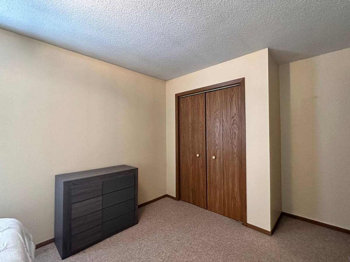 Apartment for rent at 3210 Oak Knoll Dr, Eau Claire, WI 54701